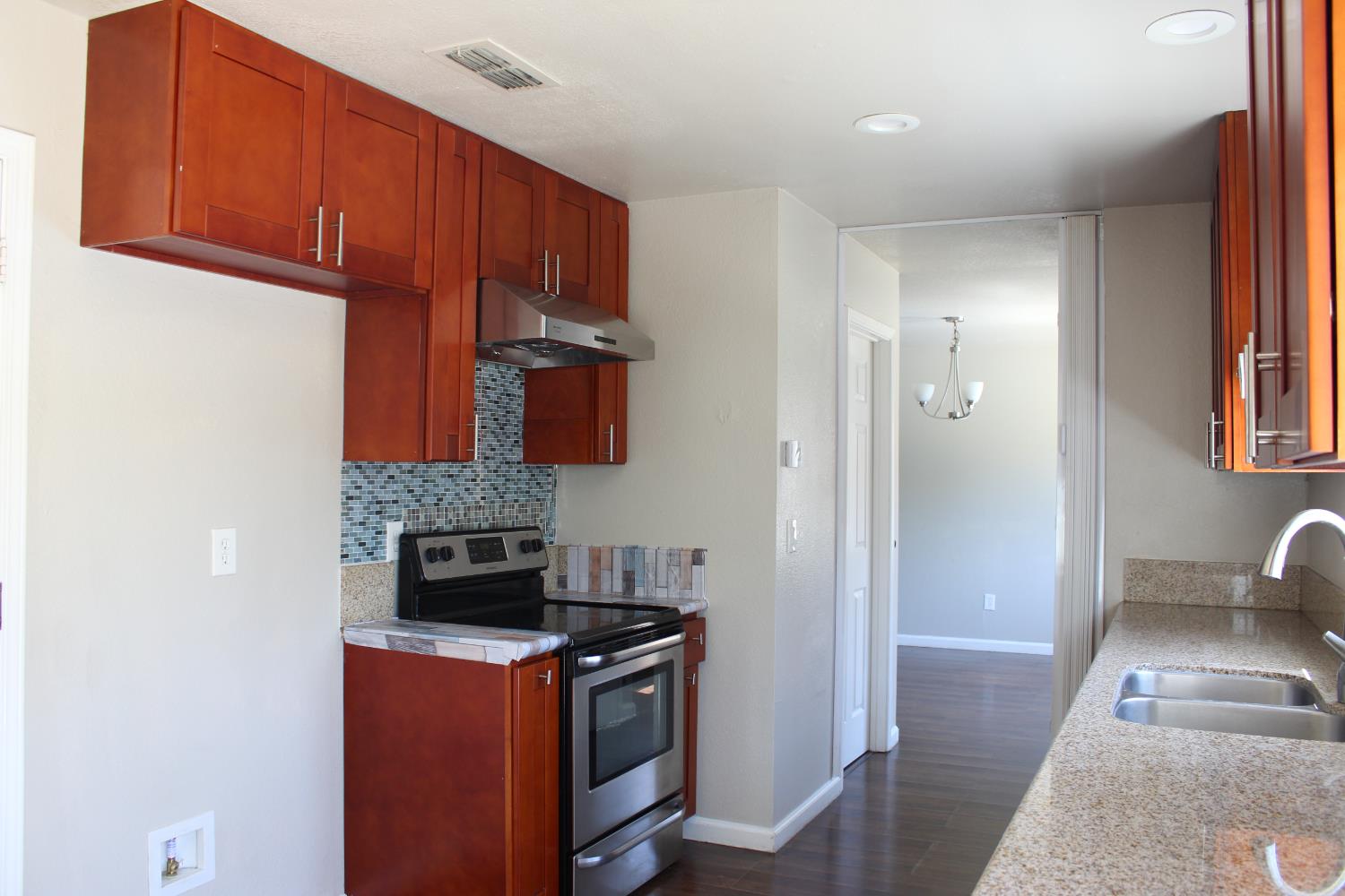 Brierglen Way, Sacramento, California image 10