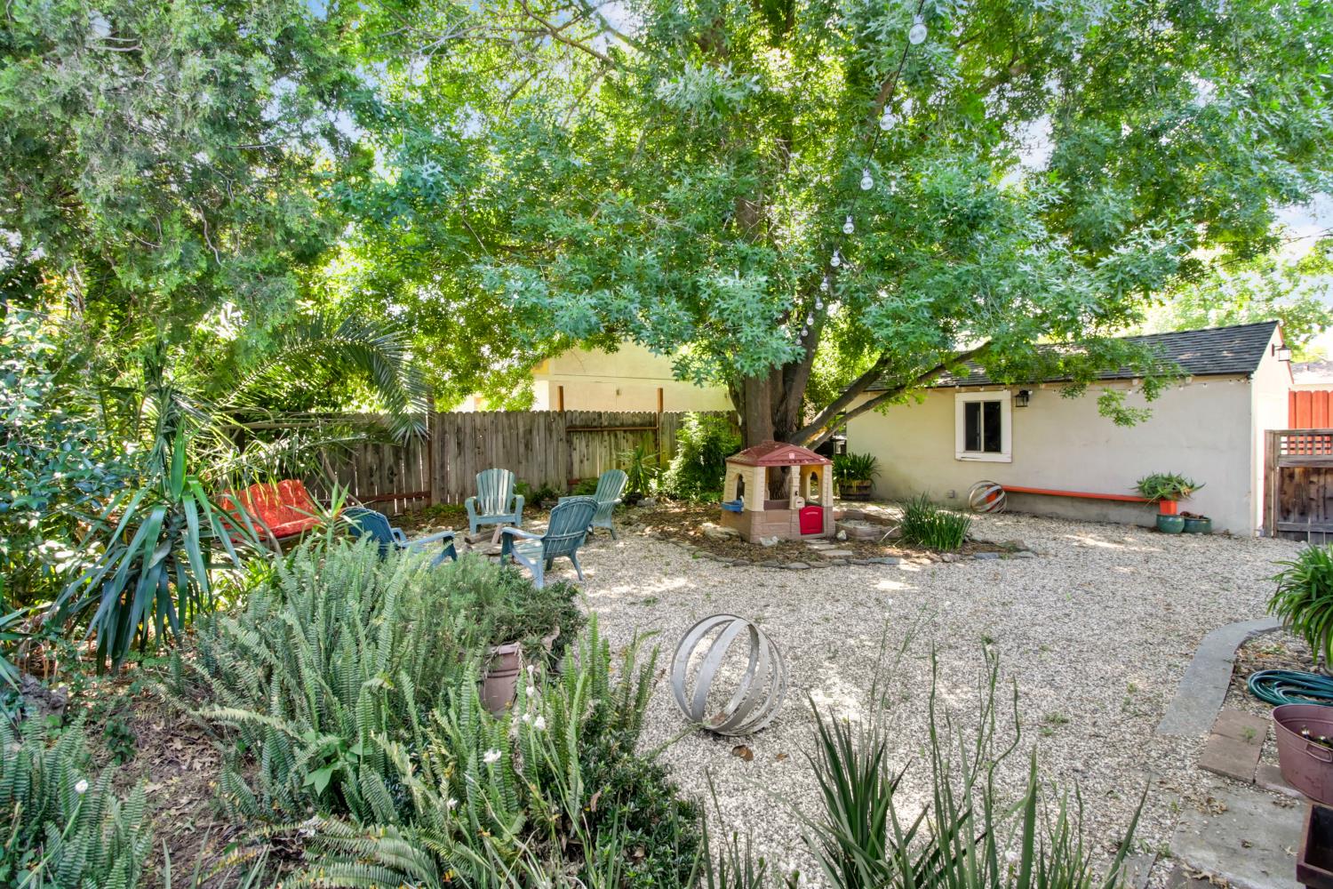 Detail Gallery Image 41 of 48 For 5960 12th Ave, Sacramento,  CA 95820 - 3 Beds | 1 Baths
