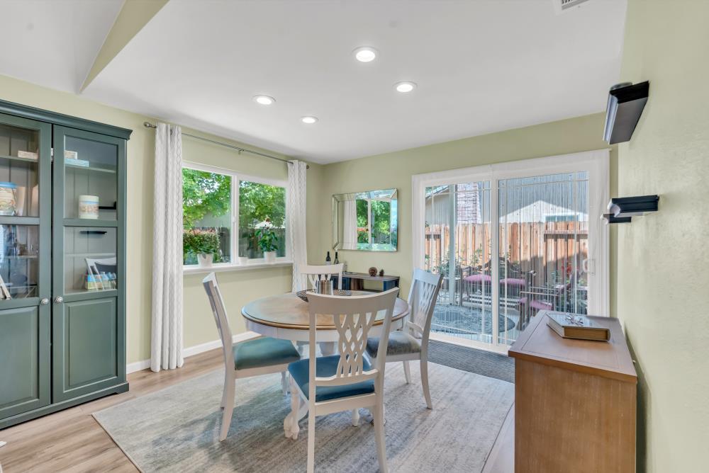 Helio Drive, Sacramento, California image 7