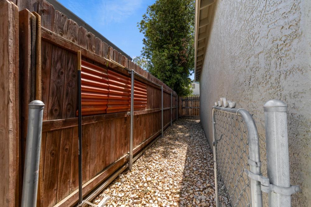 Detail Gallery Image 83 of 99 For 7020 Rathmore Ct, Elk Grove,  CA 95758 - 3 Beds | 2/1 Baths