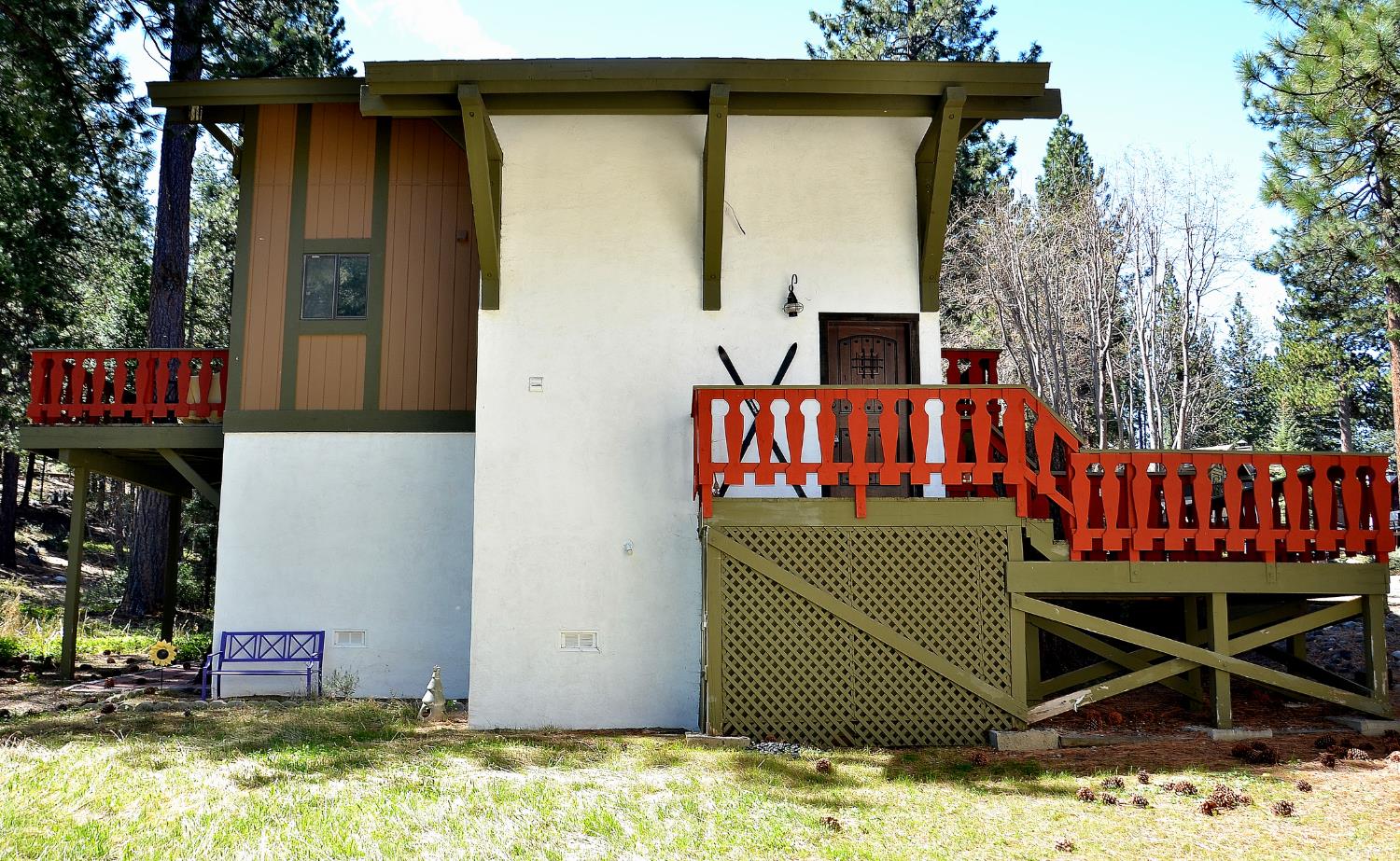 Detail Gallery Image 23 of 36 For 3390 Pine Hill, South Lake Tahoe,  CA 96150 - 2 Beds | 1/2 Baths