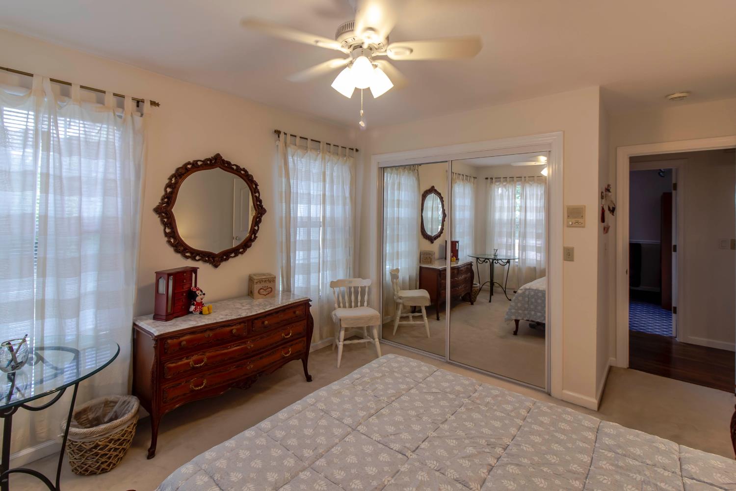 Detail Gallery Image 17 of 25 For 1997 Oxford St, Sacramento,  CA 95815 - 5 Beds | 3 Baths