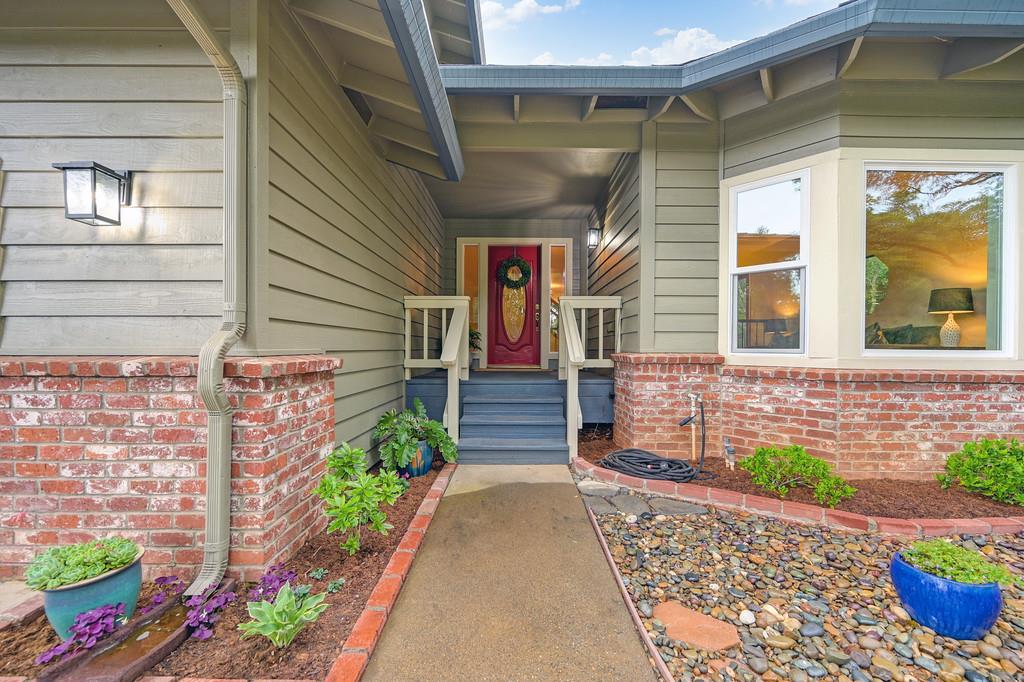 Detail Gallery Image 14 of 90 For 4531 Holly Dr, Shingle Springs,  CA 95682 - 4 Beds | 3 Baths