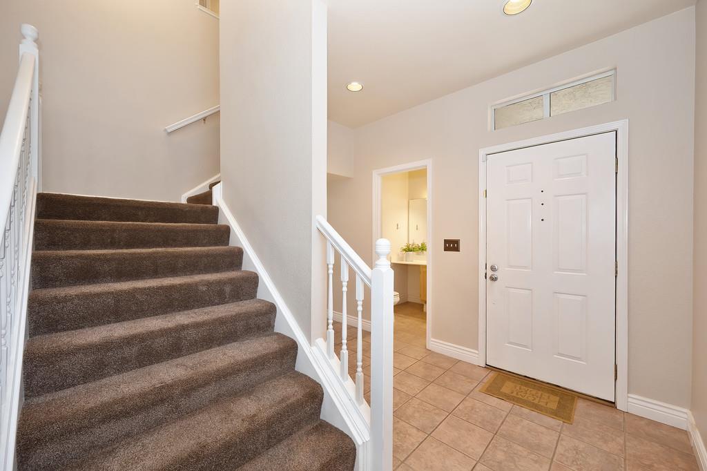 Detail Gallery Image 14 of 78 For 1341 Trevor Ct, Roseville,  CA 95678 - 4 Beds | 2/1 Baths