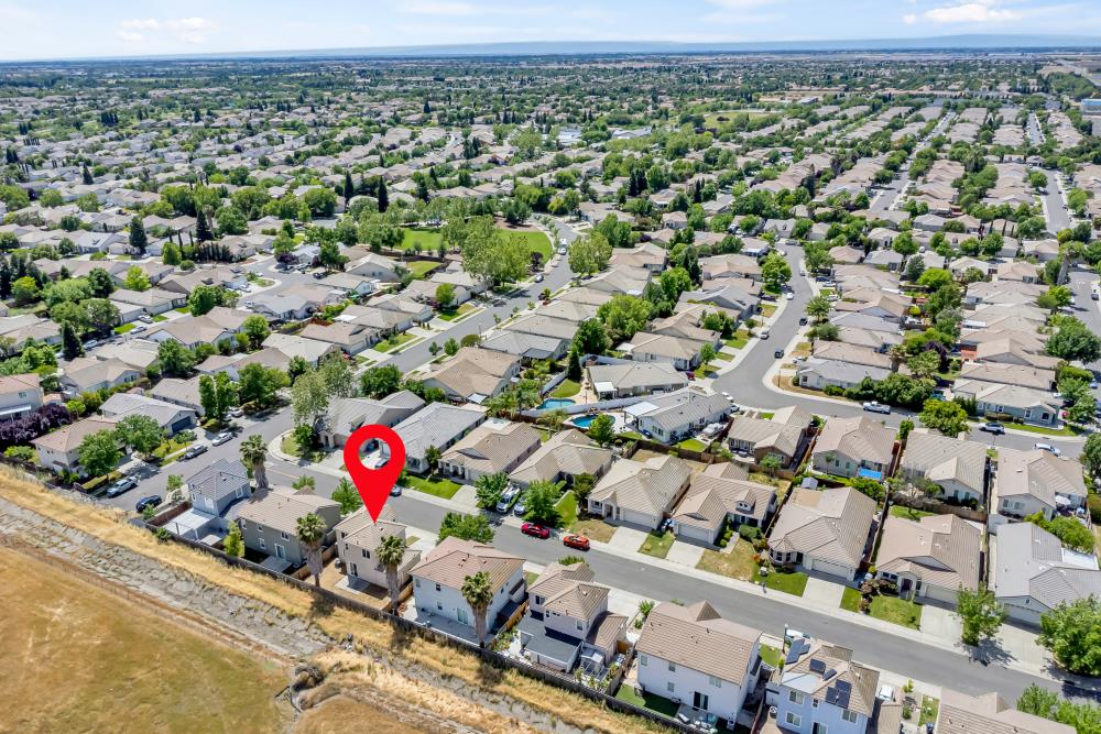 Caddington Way, Sacramento, California image 6