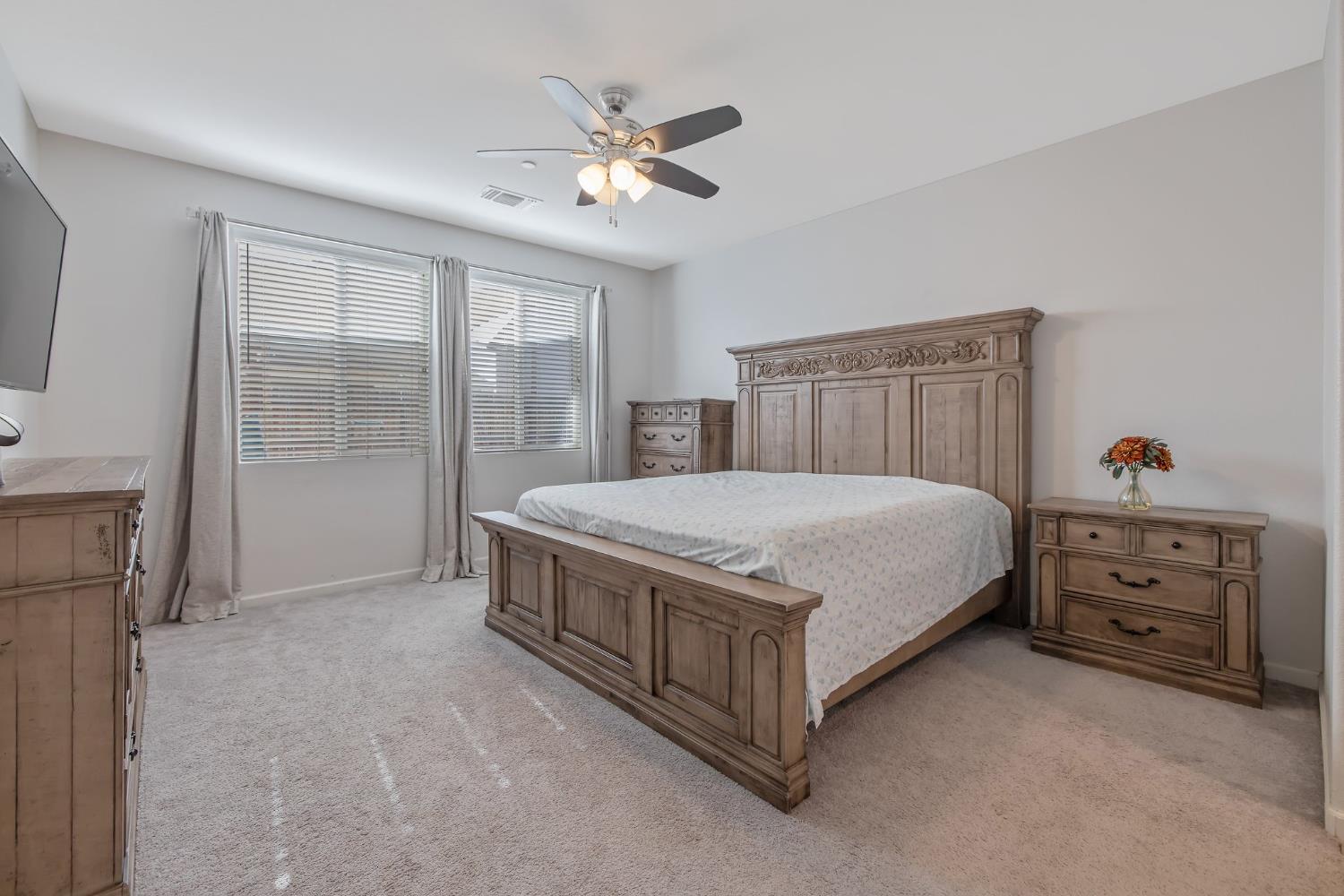 Detail Gallery Image 28 of 45 For 1066 Jade Way, Lemoore,  CA 93245 - 3 Beds | 2 Baths