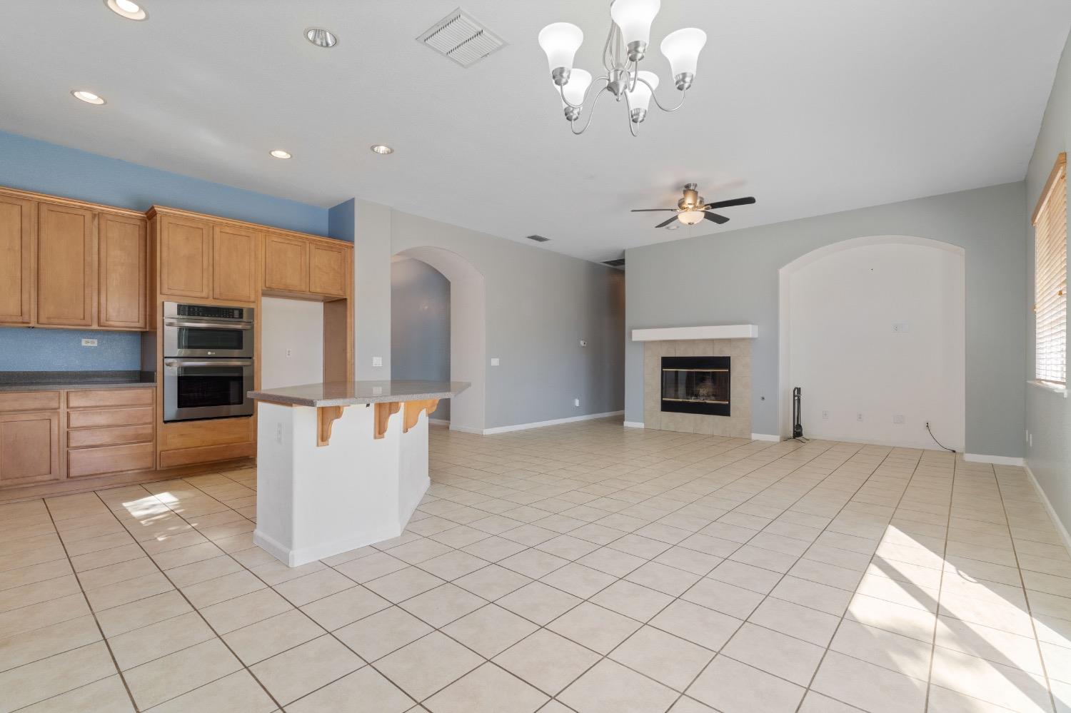 Gladwin Way, Elk Grove, California image 15