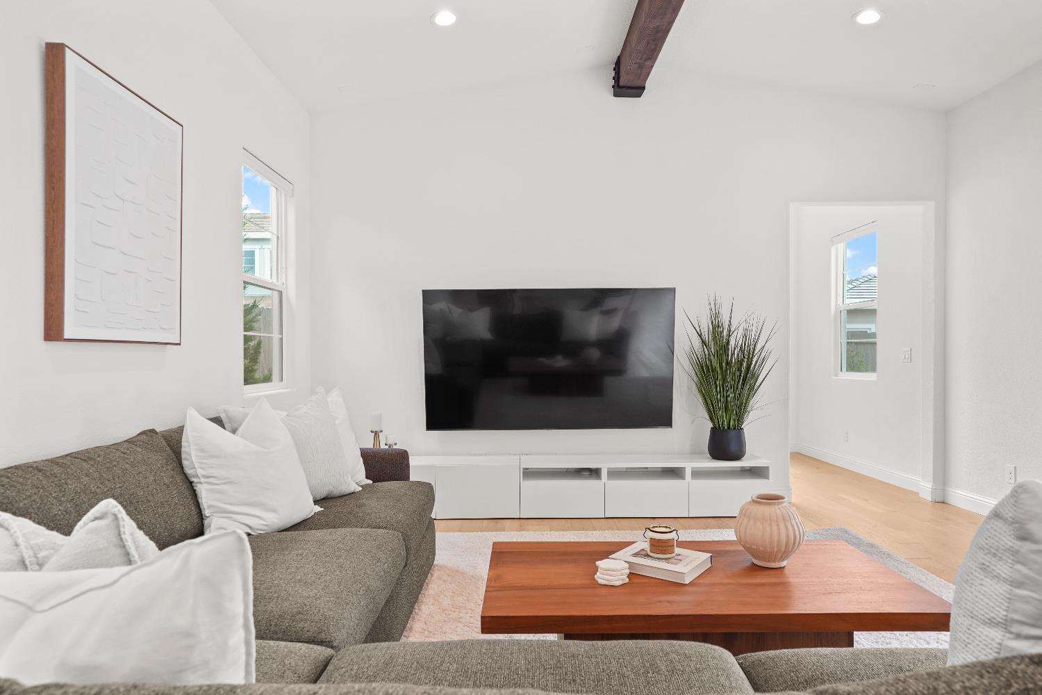 Detail Gallery Image 33 of 71 For 12840 Pier View Way, Rancho Cordova,  CA 95742 - 4 Beds | 3/1 Baths