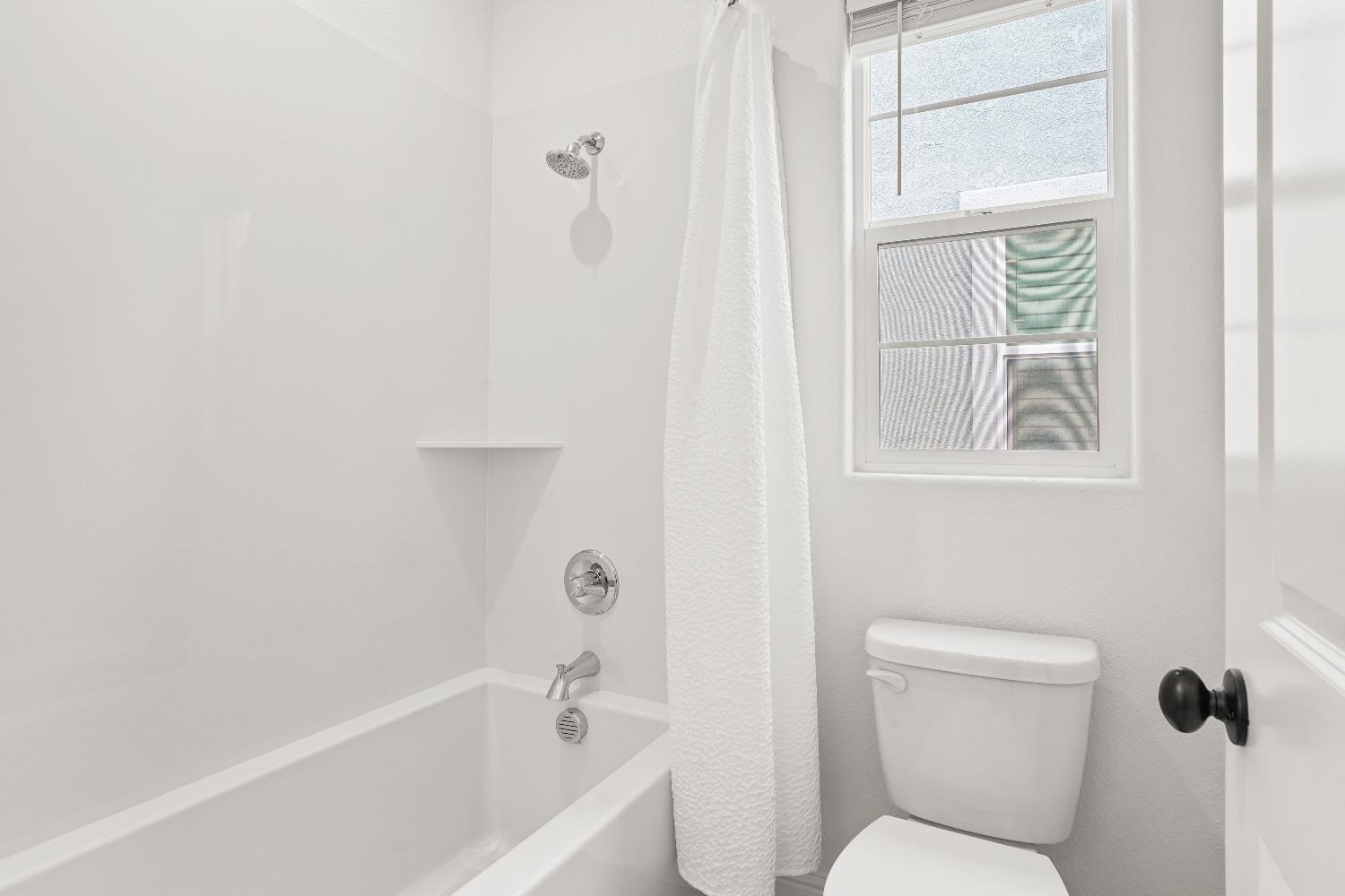 Detail Gallery Image 48 of 71 For 12840 Pier View Way, Rancho Cordova,  CA 95742 - 4 Beds | 3/1 Baths