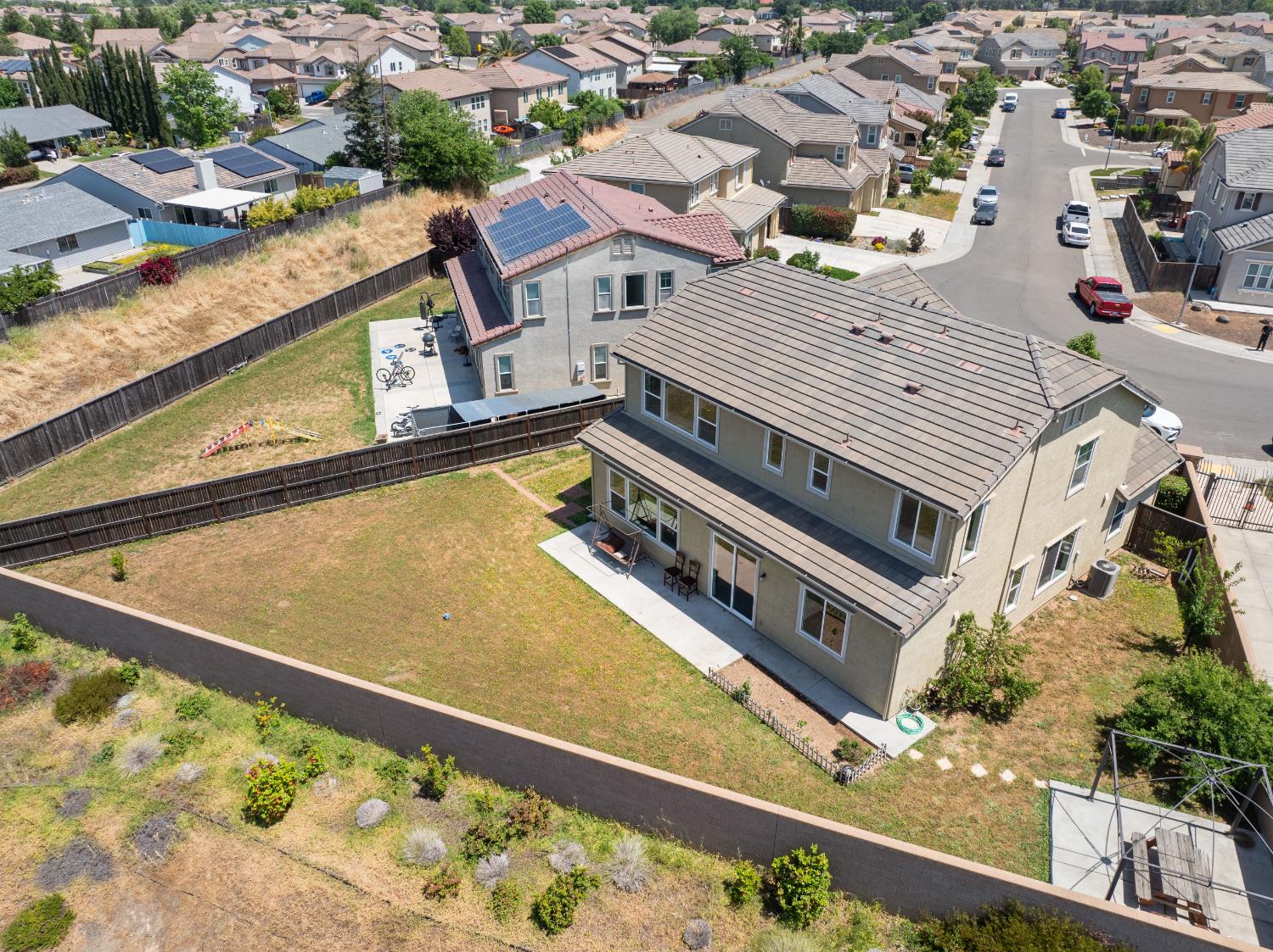 Detail Gallery Image 56 of 61 For 7753 Finnhorse Way, Sacramento,  CA 95828 - 4 Beds | 3 Baths