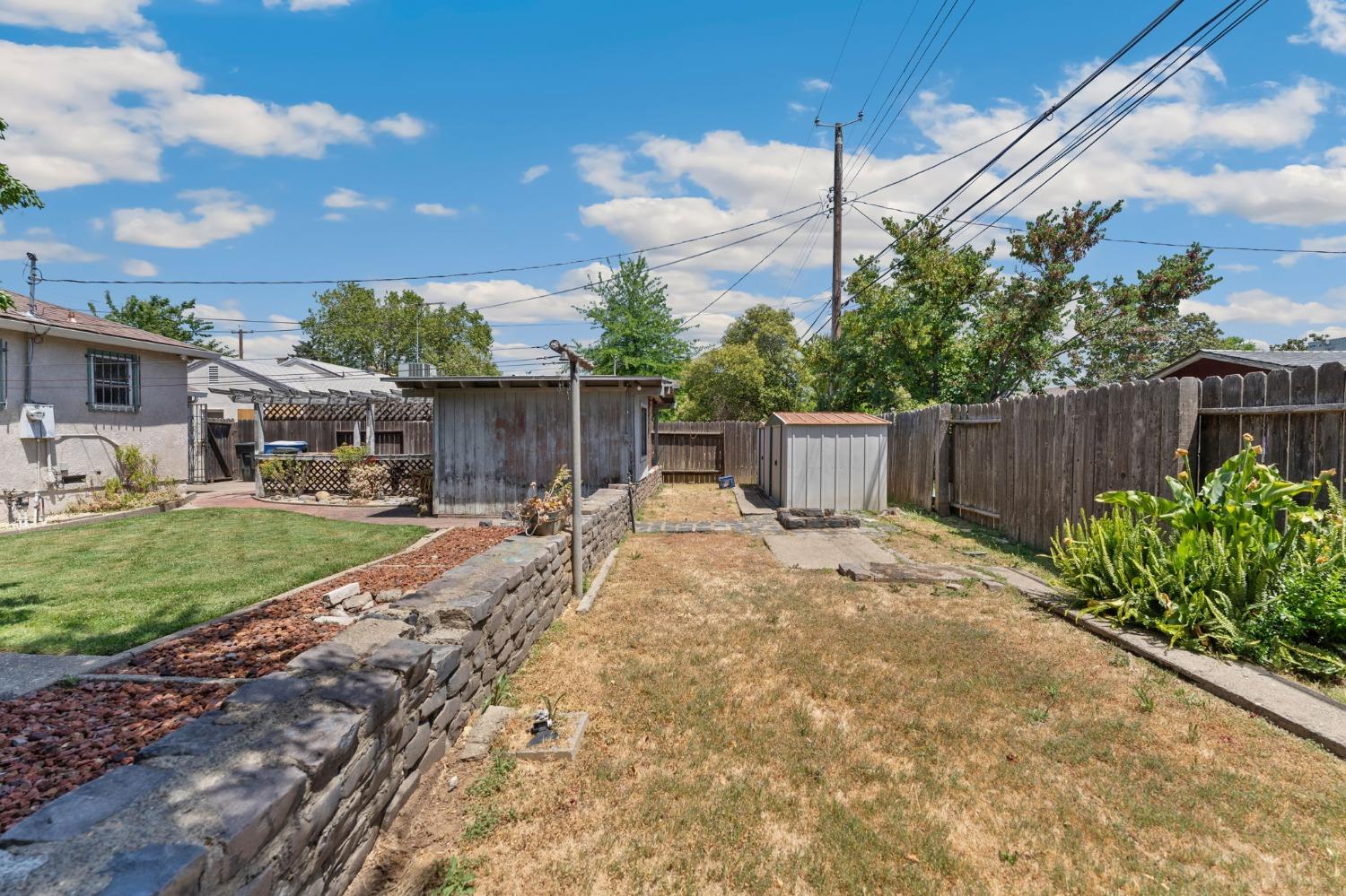 Fruitridge Road, Sacramento, California image 17