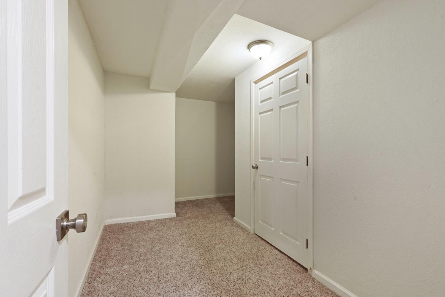 Detail Gallery Image 41 of 49 For 205 S Crescent Ave, Lodi,  CA 95240 - 3 Beds | 2 Baths