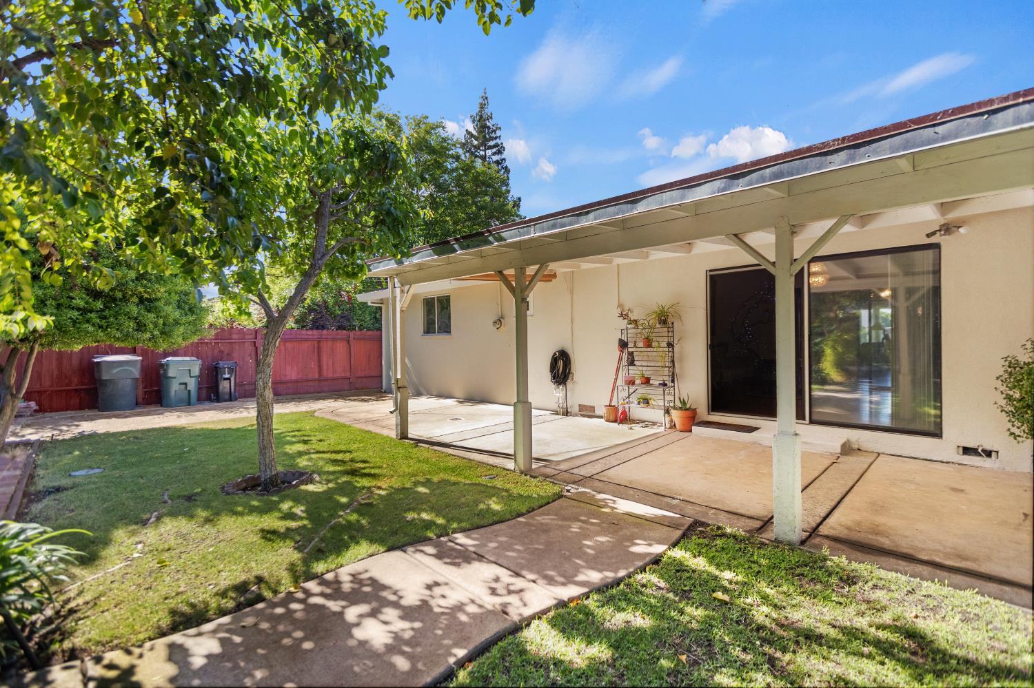 Detail Gallery Image 40 of 47 For 1824 Maryal Dr, Sacramento,  CA 95864 - 3 Beds | 2 Baths