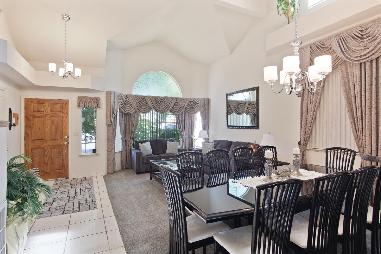 Detail Gallery Image 6 of 25 For 1724 Stonum Rd, Modesto,  CA 95351 - 4 Beds | 4 Baths