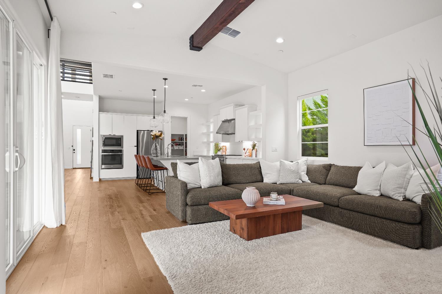 Detail Gallery Image 34 of 71 For 12840 Pier View Way, Rancho Cordova,  CA 95742 - 4 Beds | 3/1 Baths