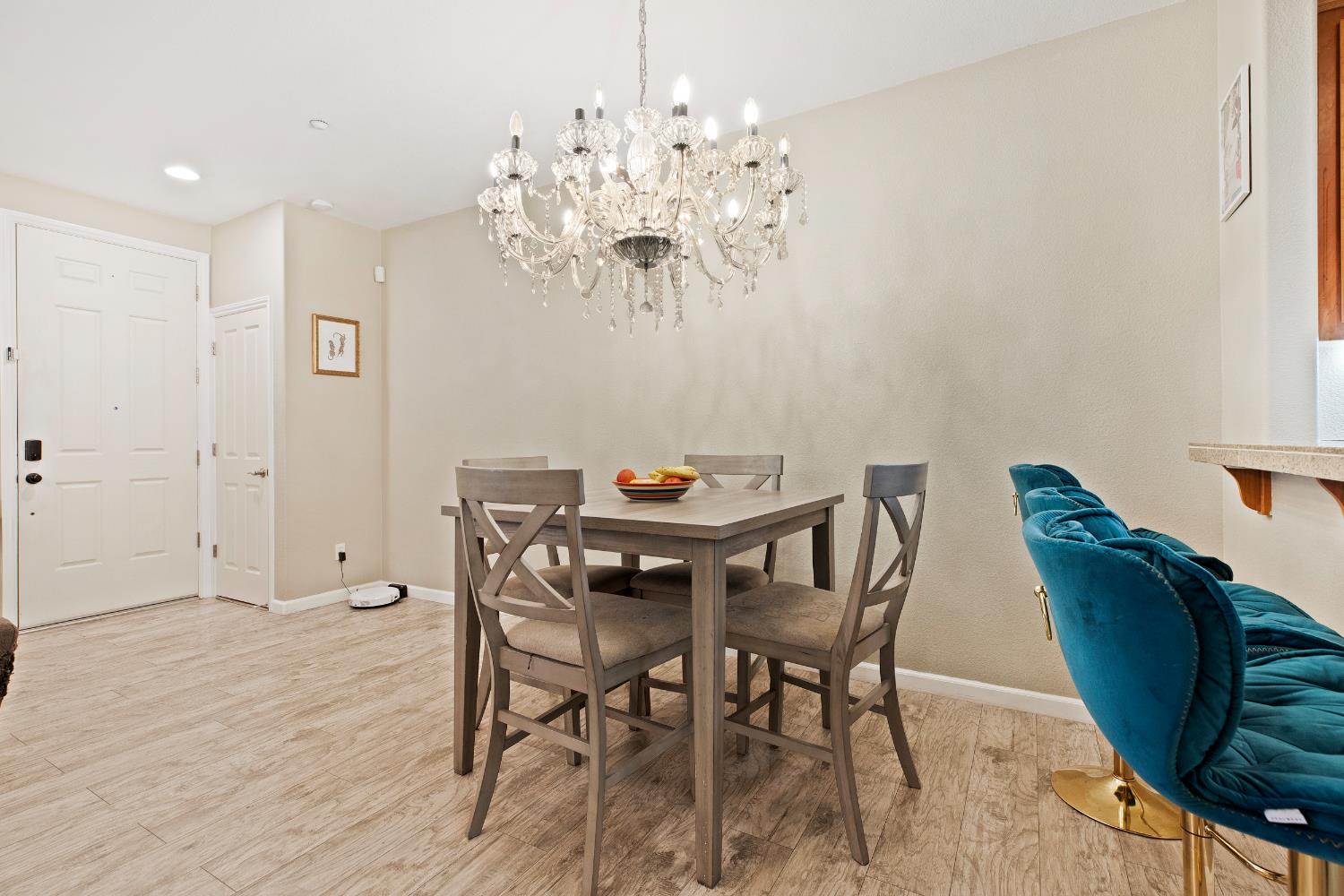 Detail Gallery Image 13 of 44 For 980 Silver Spur Cir #43,  Oakdale,  CA 95361 - 3 Beds | 2/1 Baths