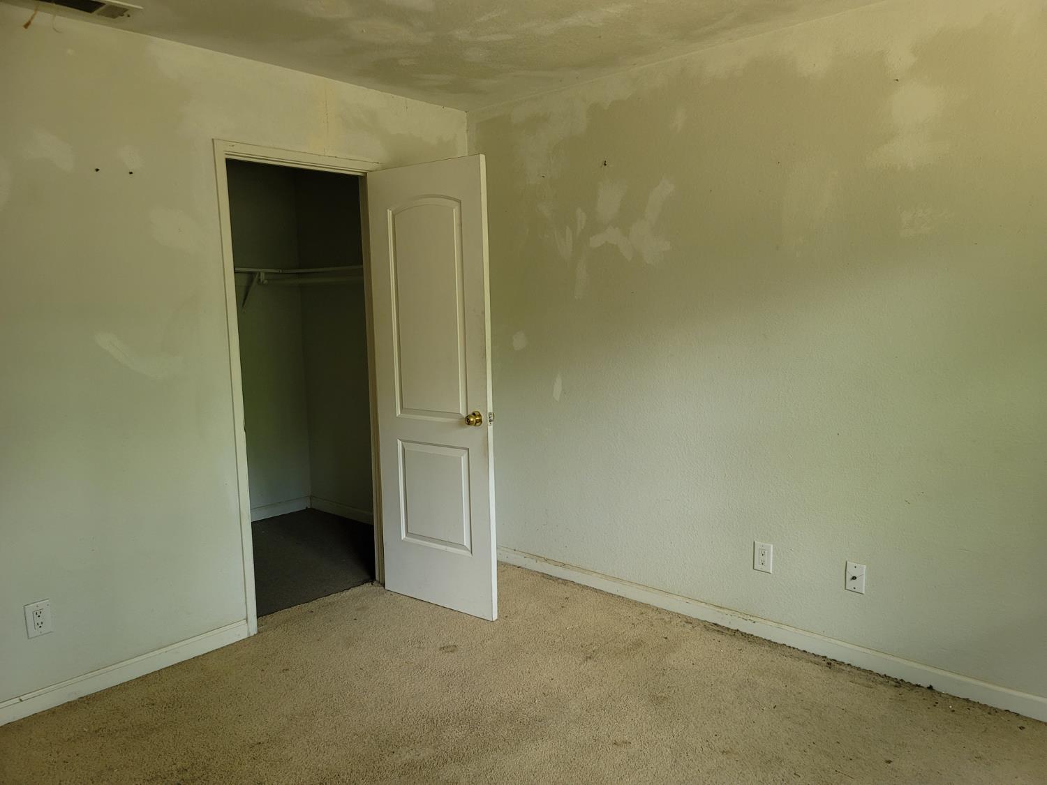 Loorz Court, Sacramento, California image 8