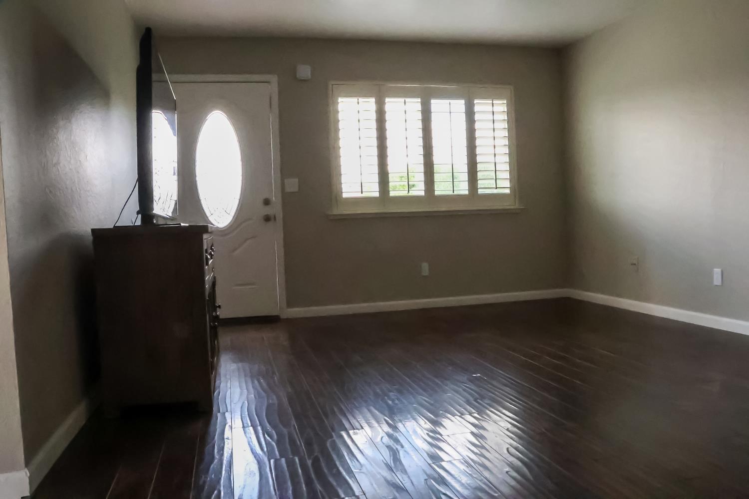 Detail Gallery Image 3 of 44 For 19806 Dayton Ave, Hilmar,  CA 95324 - 3 Beds | 1/1 Baths