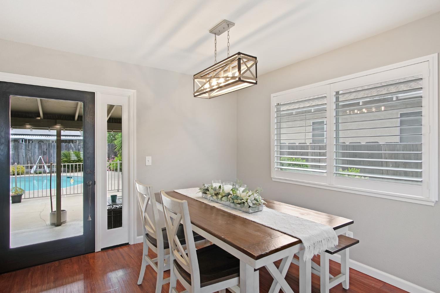 Detail Gallery Image 7 of 23 For 2416 Annhurst Ave, Turlock,  CA 95382 - 3 Beds | 2 Baths