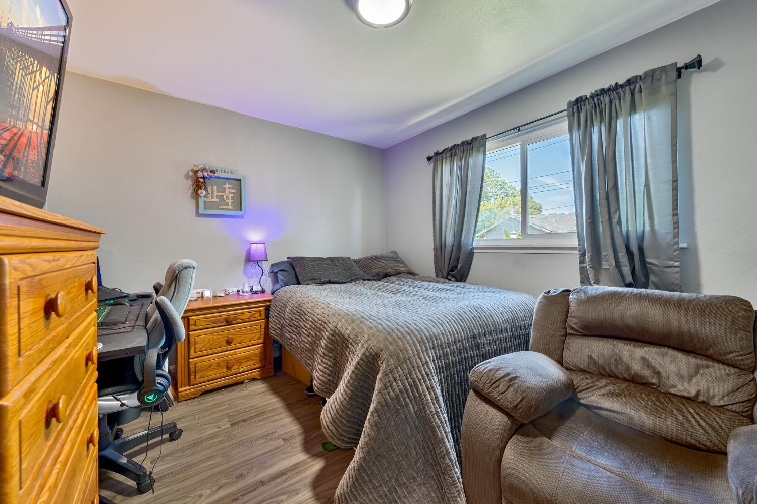Norcut Court, Sacramento, California image 14