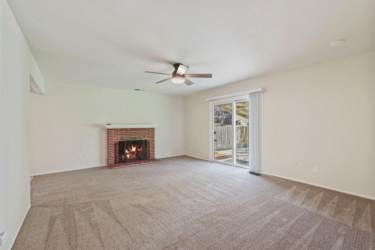 S Fairmont Avenue, Lodi, California image 3