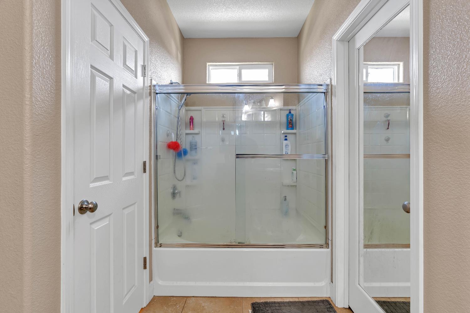 Detail Gallery Image 9 of 18 For 10406 Albert Dr, Stockton,  CA 95209 - 3 Beds | 2 Baths