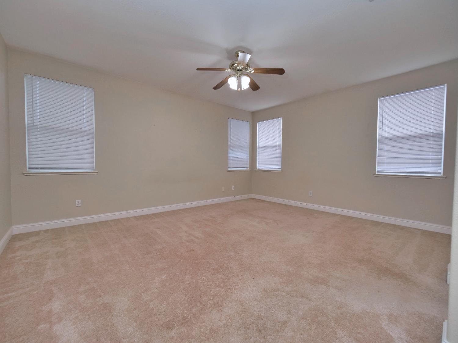 Detail Gallery Image 11 of 33 For 7208 Artisan Cir, Roseville,  CA 95678 - 3 Beds | 2 Baths