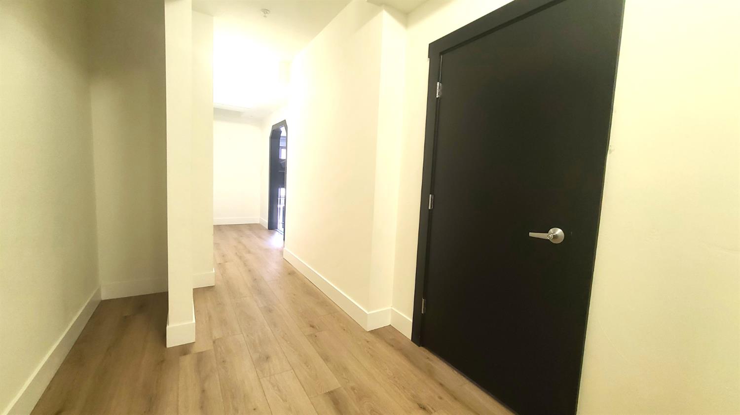 Detail Gallery Image 31 of 37 For 330 13th St 1a,  Oakland,  CA 94612 - 1 Beds | 1/1 Baths