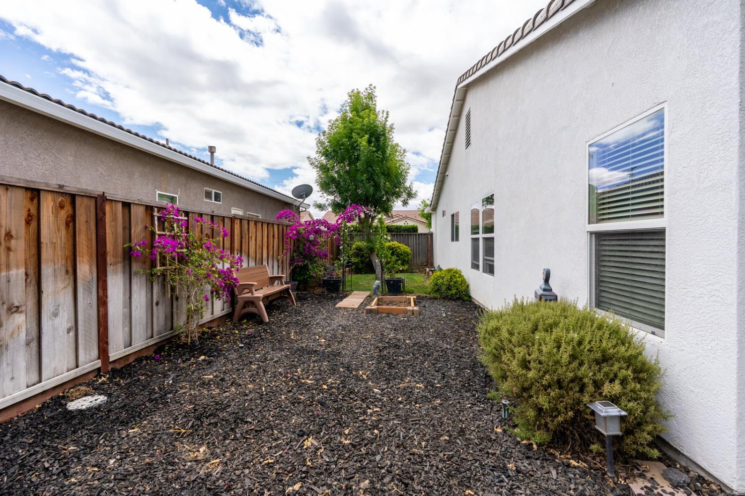 Detail Gallery Image 30 of 48 For 3008 La Vina Cir, Los Banos,  CA 93635 - 3 Beds | 2 Baths