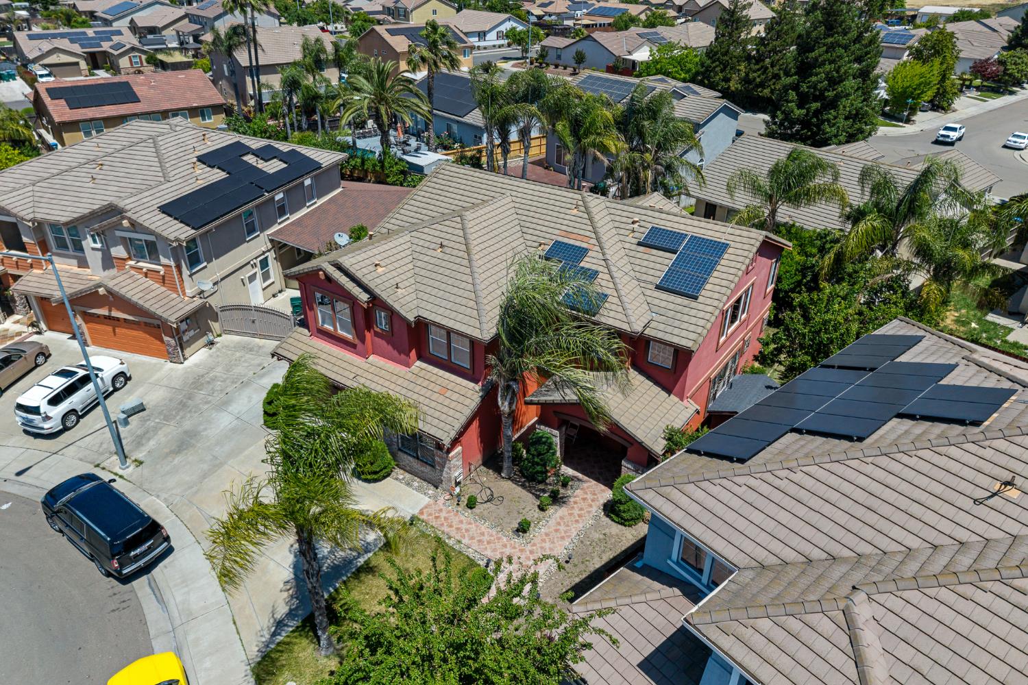 Massimo Circle, Stockton, California image 6