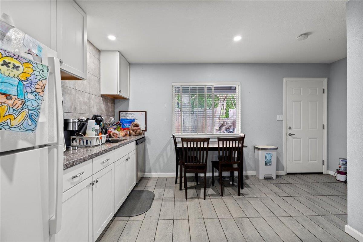 164 Santiago Avenue, Sacramento, California image 6