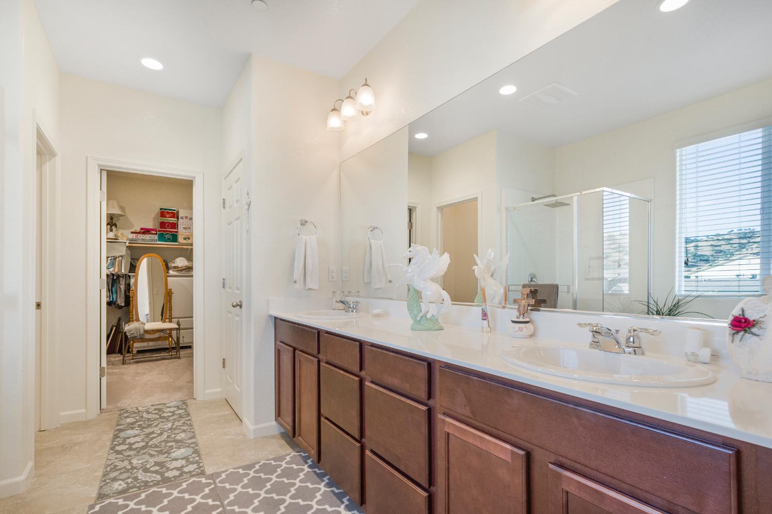 Detail Gallery Image 19 of 29 For 21244 Grapevine, Patterson,  CA 95363 - 4 Beds | 3 Baths