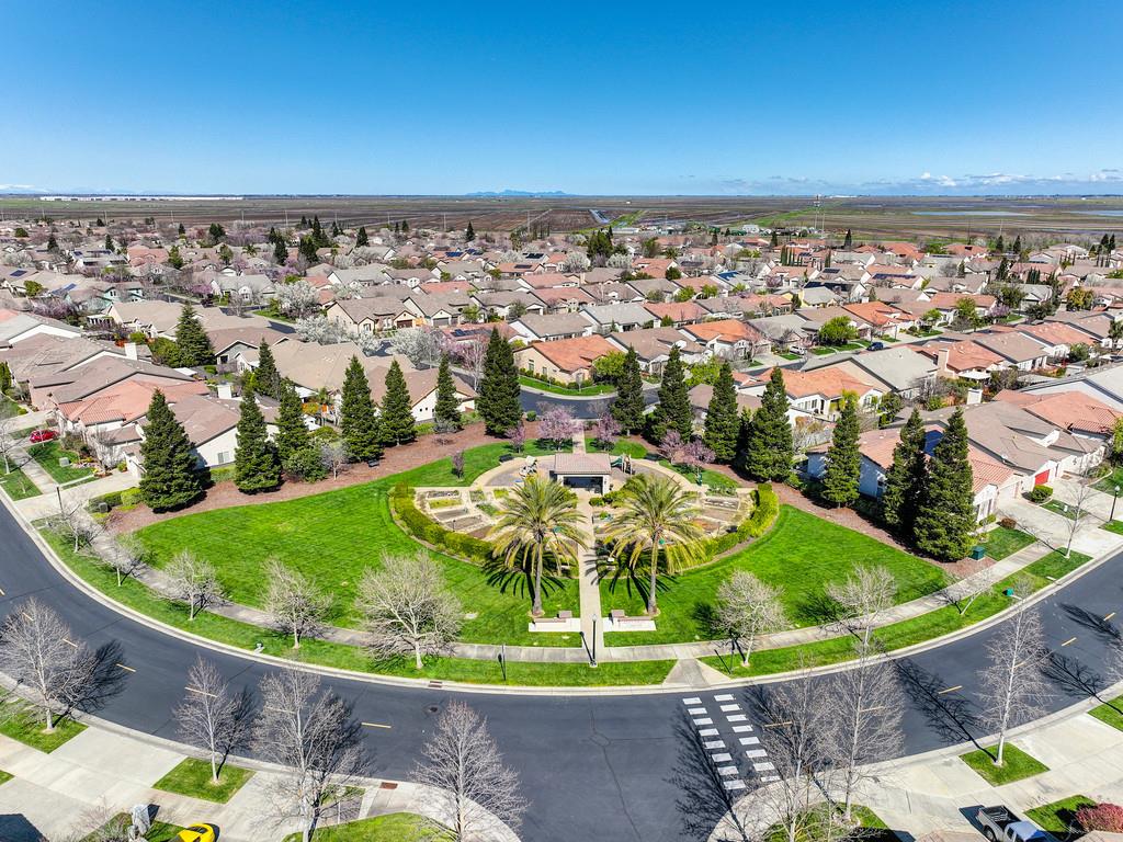Detail Gallery Image 94 of 99 For 5730 Palmera Ln, Sacramento,  CA 95835 - 2 Beds | 2 Baths
