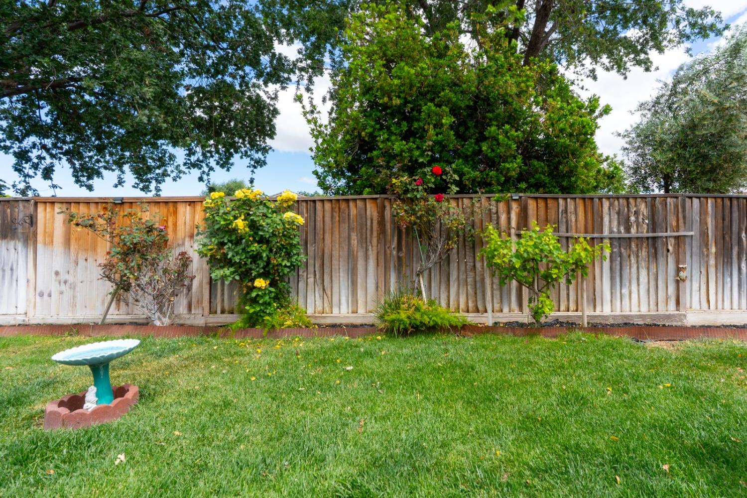 Detail Gallery Image 37 of 48 For 3008 La Vina Cir, Los Banos,  CA 93635 - 3 Beds | 2 Baths