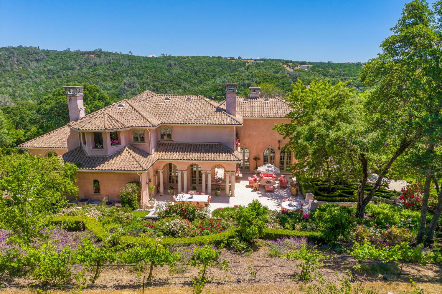 Detail Gallery Image 77 of 88 For 2020 Kaila Way, El Dorado Hills,  CA 95762 - 5 Beds | 6/1 Baths