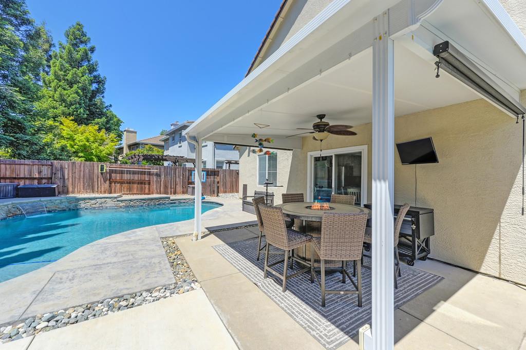 Detail Gallery Image 49 of 60 For 437 Anacapa Dr, Roseville,  CA 95678 - 4 Beds | 2/1 Baths