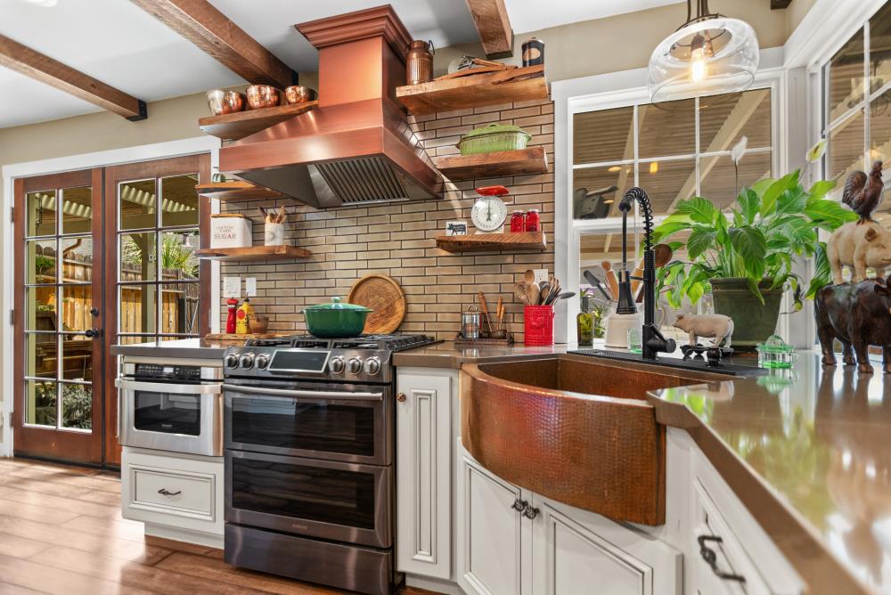 Detail Gallery Image 19 of 99 For 7020 Rathmore Ct, Elk Grove,  CA 95758 - 3 Beds | 2/1 Baths