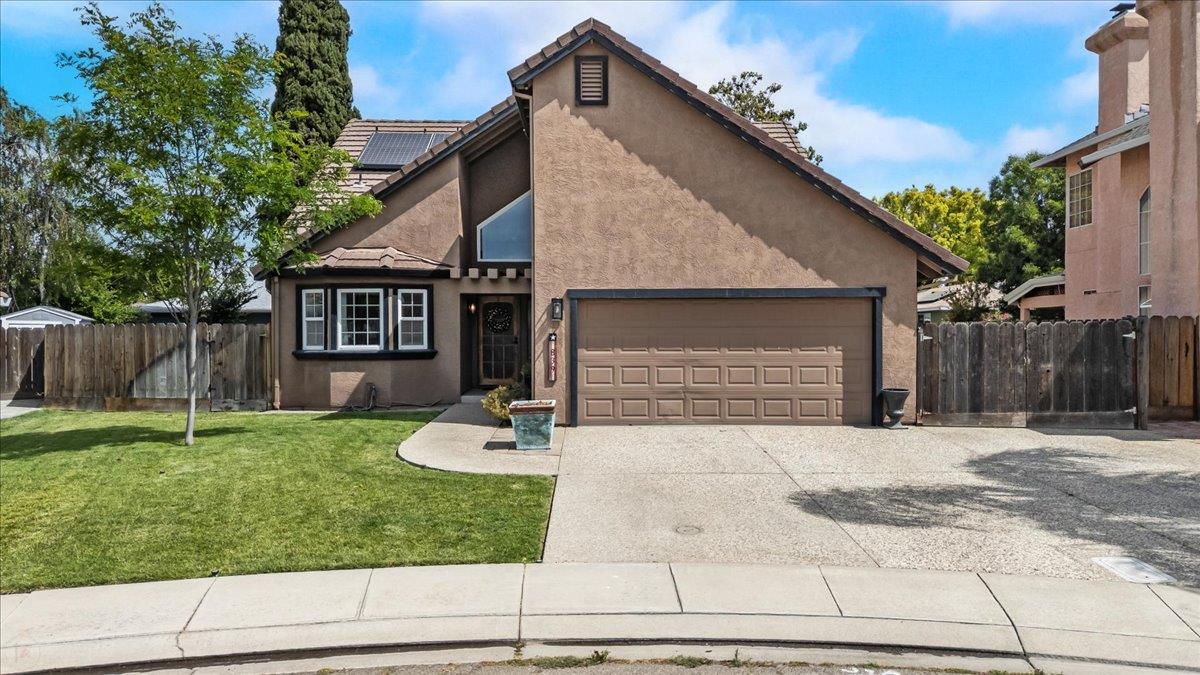 Detail Gallery Image 2 of 69 For 839 Cobblestone, Ripon,  CA 95366 - 4 Beds | 3 Baths