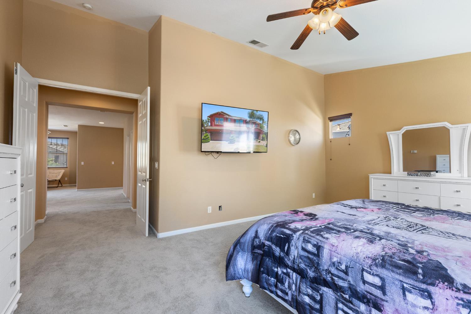 Massimo Circle, Stockton, California image 25