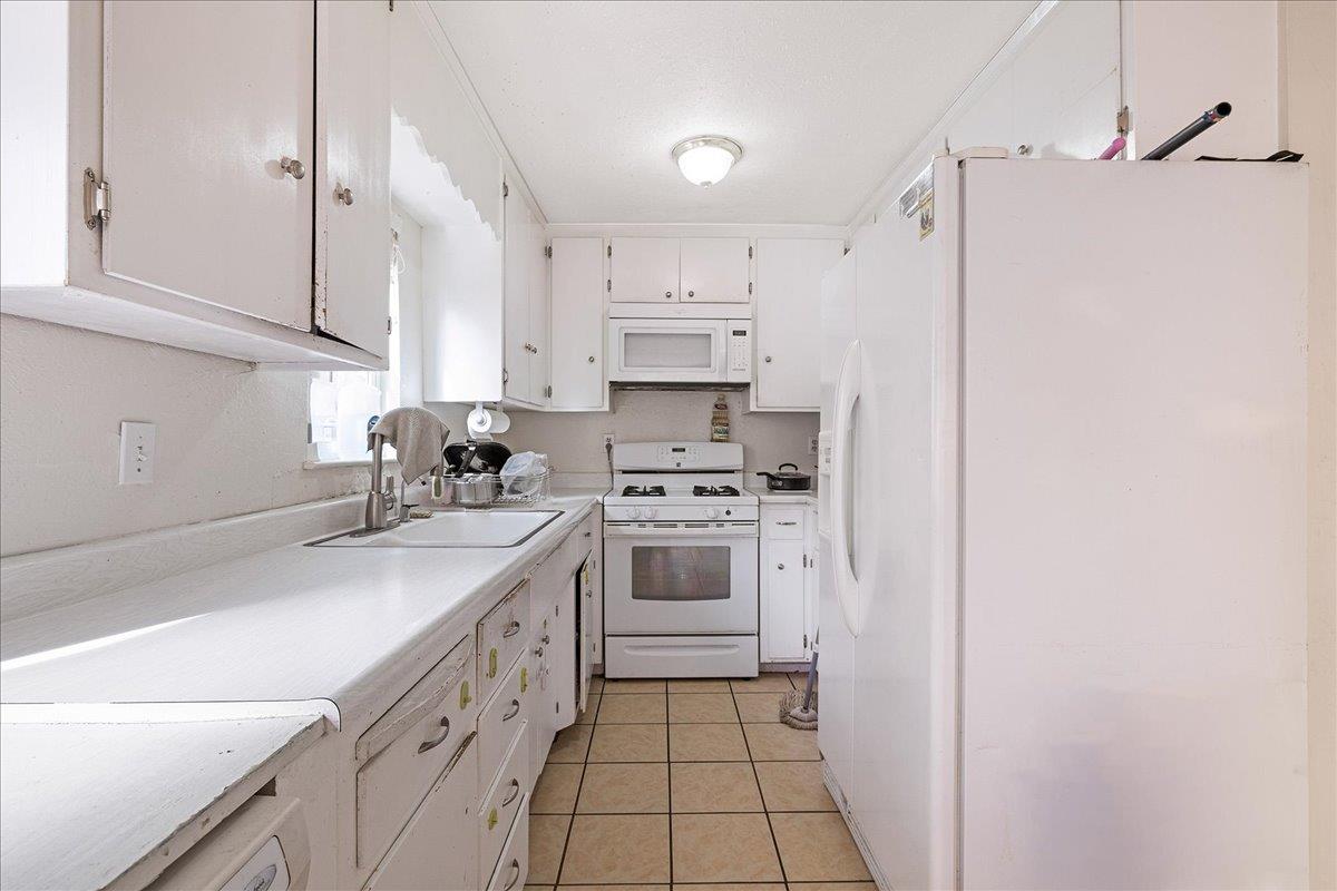 Detail Gallery Image 9 of 25 For 4080 Heinz Ln, Shingle Springs,  CA 95682 - – Beds | – Baths