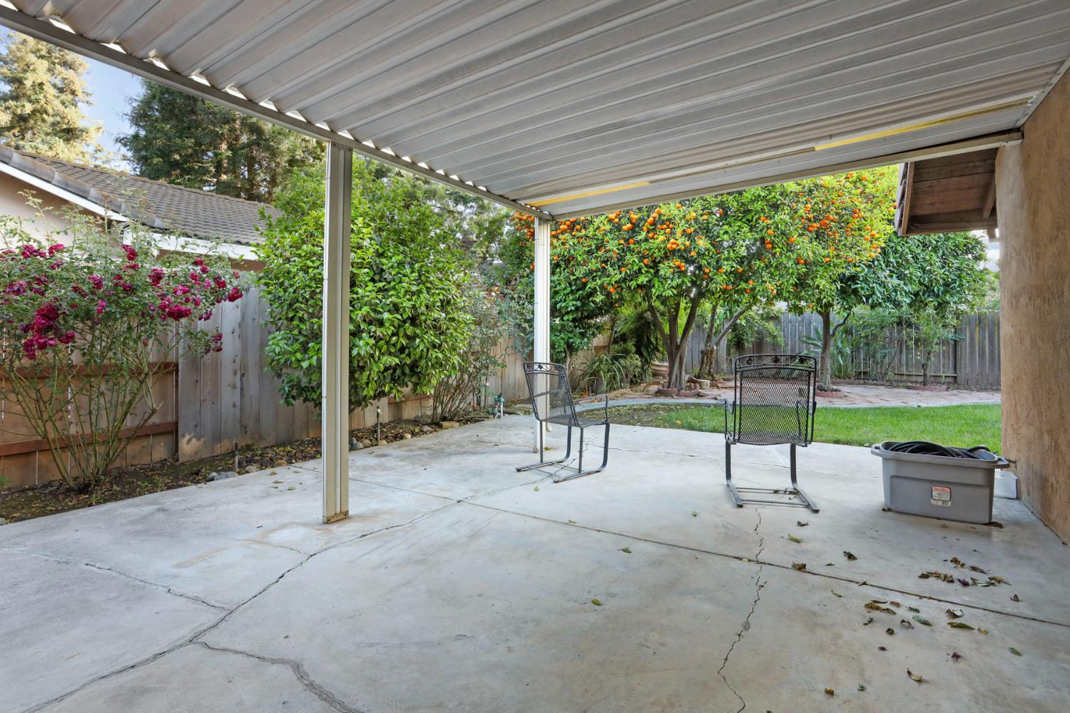 Detail Gallery Image 13 of 19 For 4657 Winding River Cir, Stockton,  CA 95219 - 3 Beds | 2 Baths