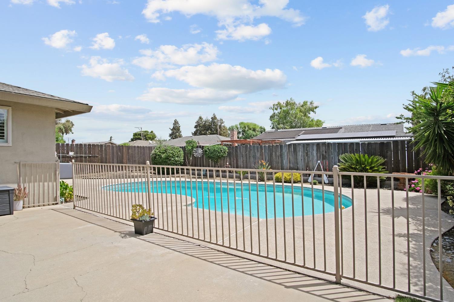 Detail Gallery Image 21 of 23 For 2416 Annhurst Ave, Turlock,  CA 95382 - 3 Beds | 2 Baths