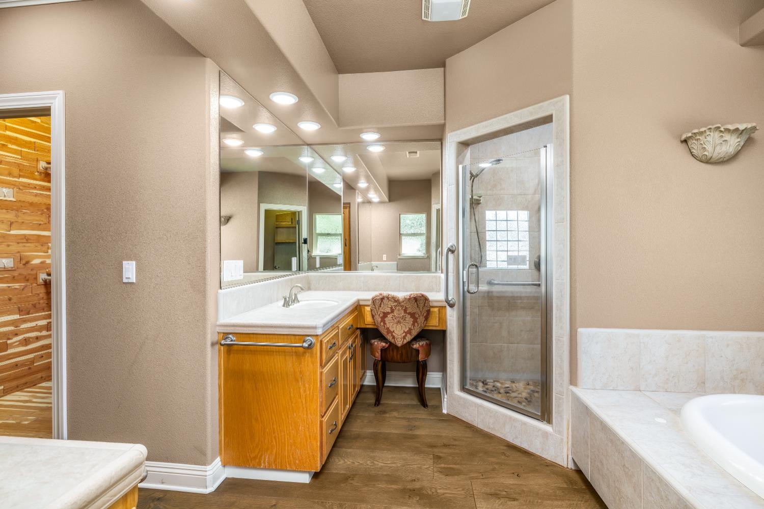 Detail Gallery Image 28 of 60 For 8706 N Oaks Dr, Oakdale,  CA 95361 - 4 Beds | 4/1 Baths