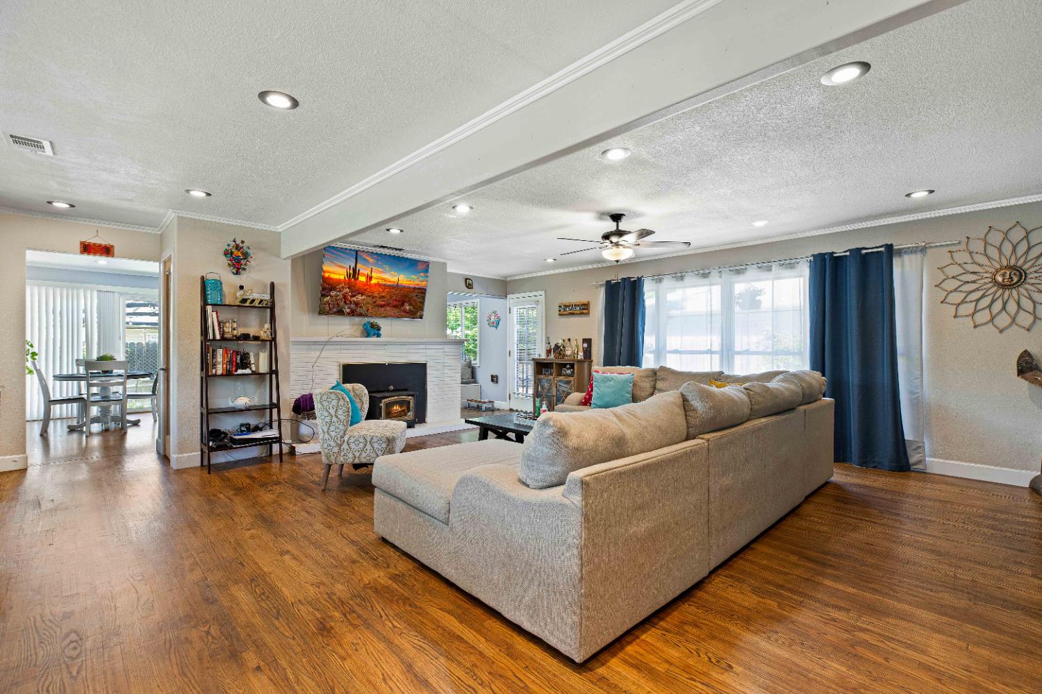 Detail Gallery Image 6 of 50 For 6571 Harrisburg Pl, Stockton,  CA 95207 - 3 Beds | 2 Baths