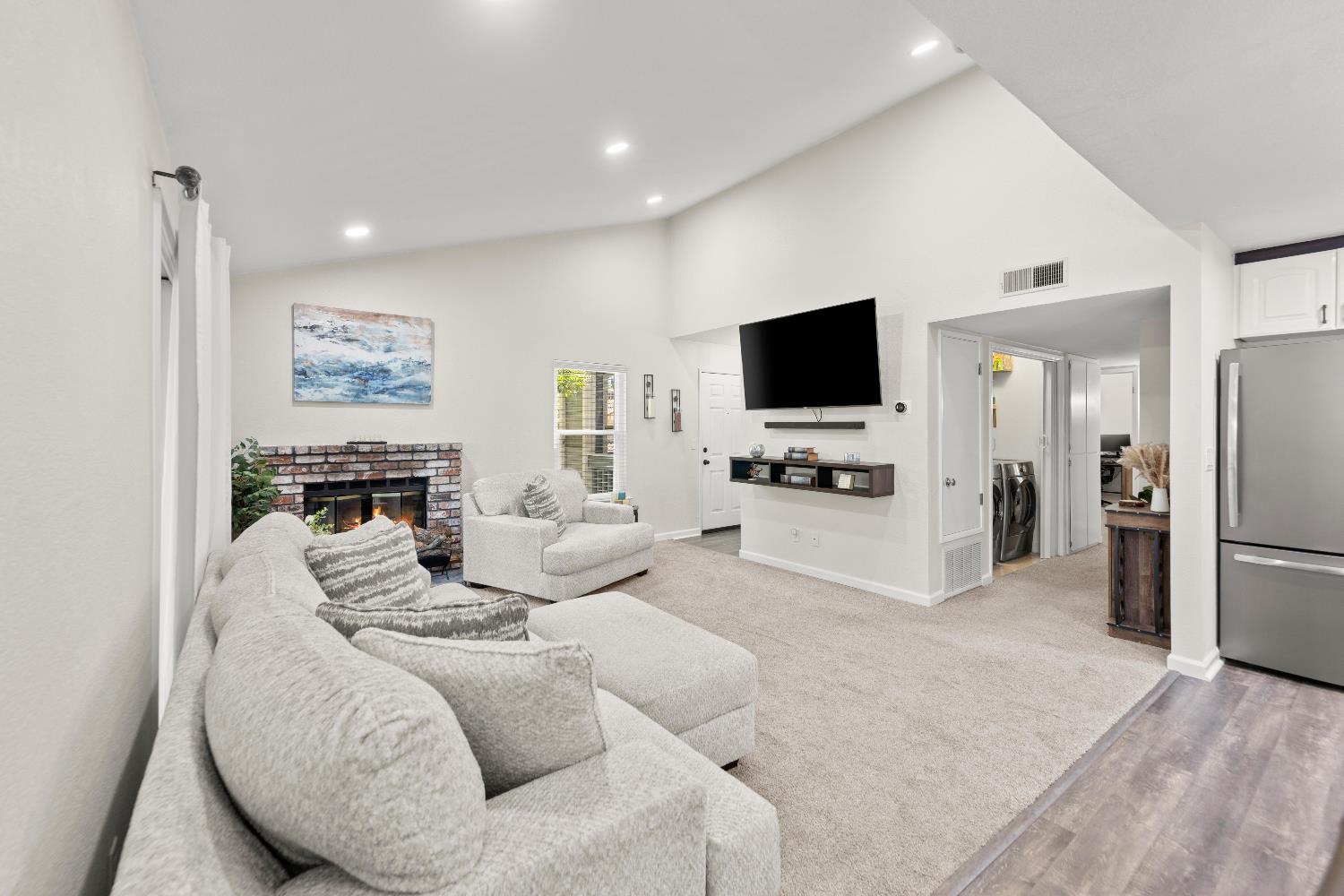Ivy Lane, Antioch, California image 9