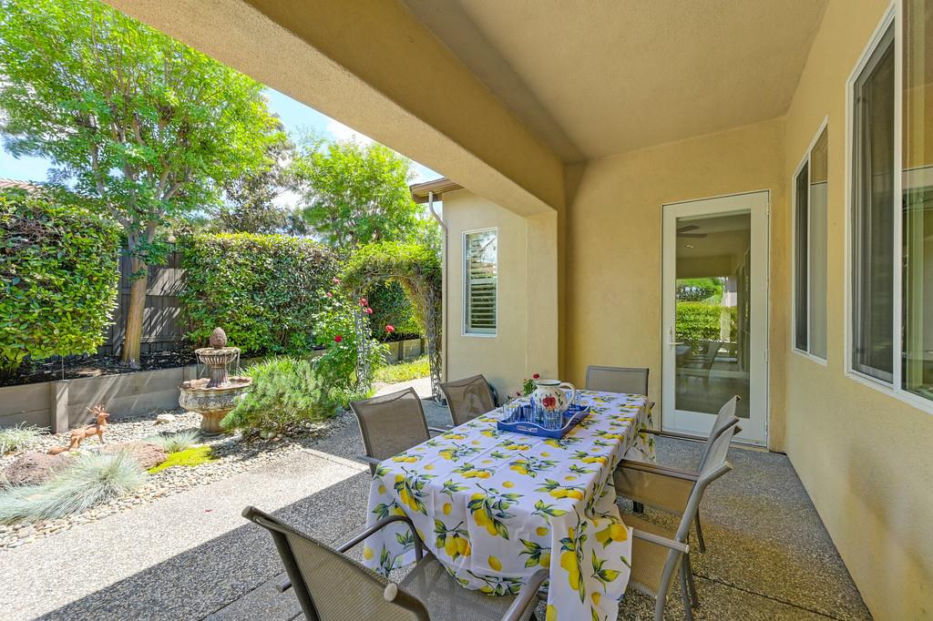 Detail Gallery Image 43 of 99 For 5730 Palmera Ln, Sacramento,  CA 95835 - 2 Beds | 2 Baths