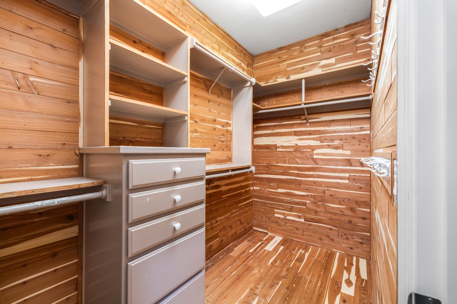 Detail Gallery Image 25 of 60 For 8706 N Oaks Dr, Oakdale,  CA 95361 - 4 Beds | 4/1 Baths