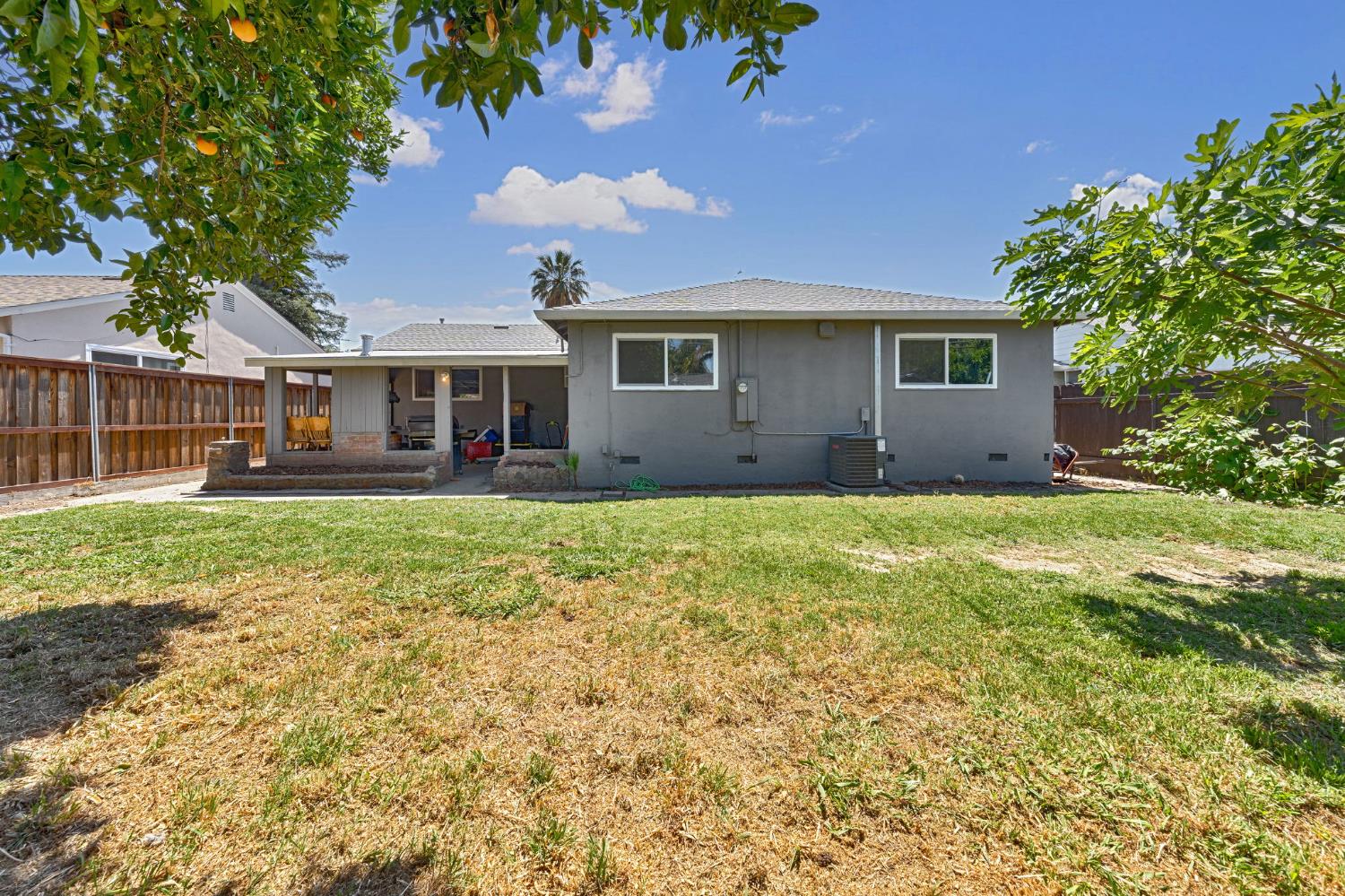 Norcut Court, Sacramento, California image 24