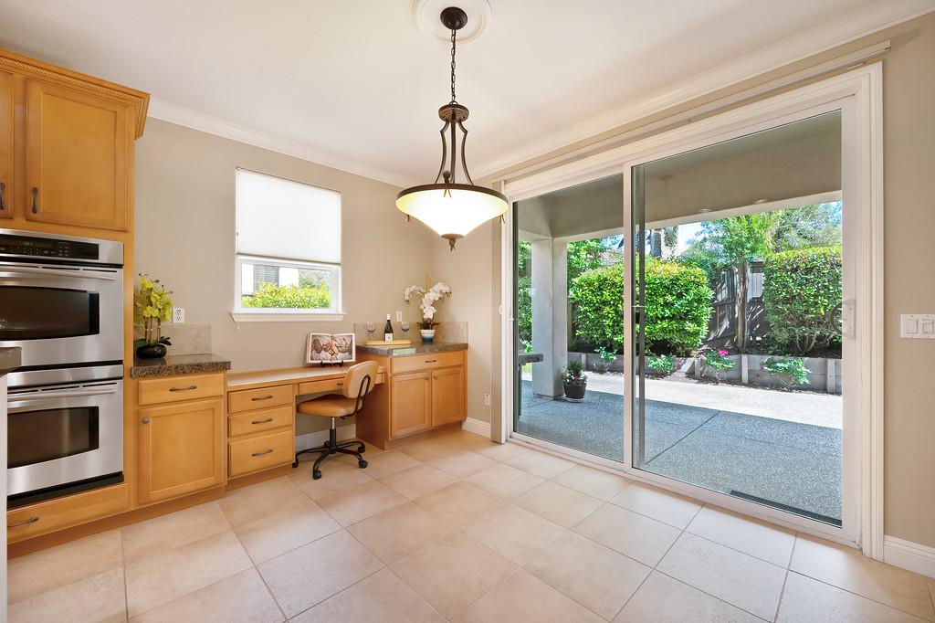 Detail Gallery Image 19 of 99 For 5730 Palmera Ln, Sacramento,  CA 95835 - 2 Beds | 2 Baths
