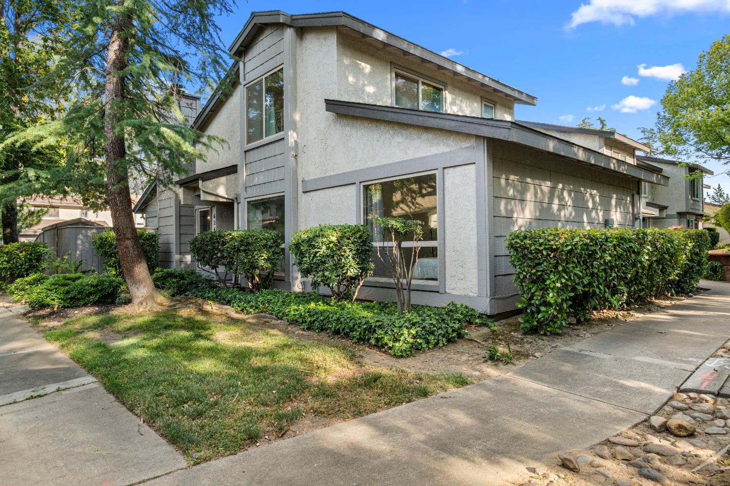 Holly Spring Court, Citrus Heights, California image 3